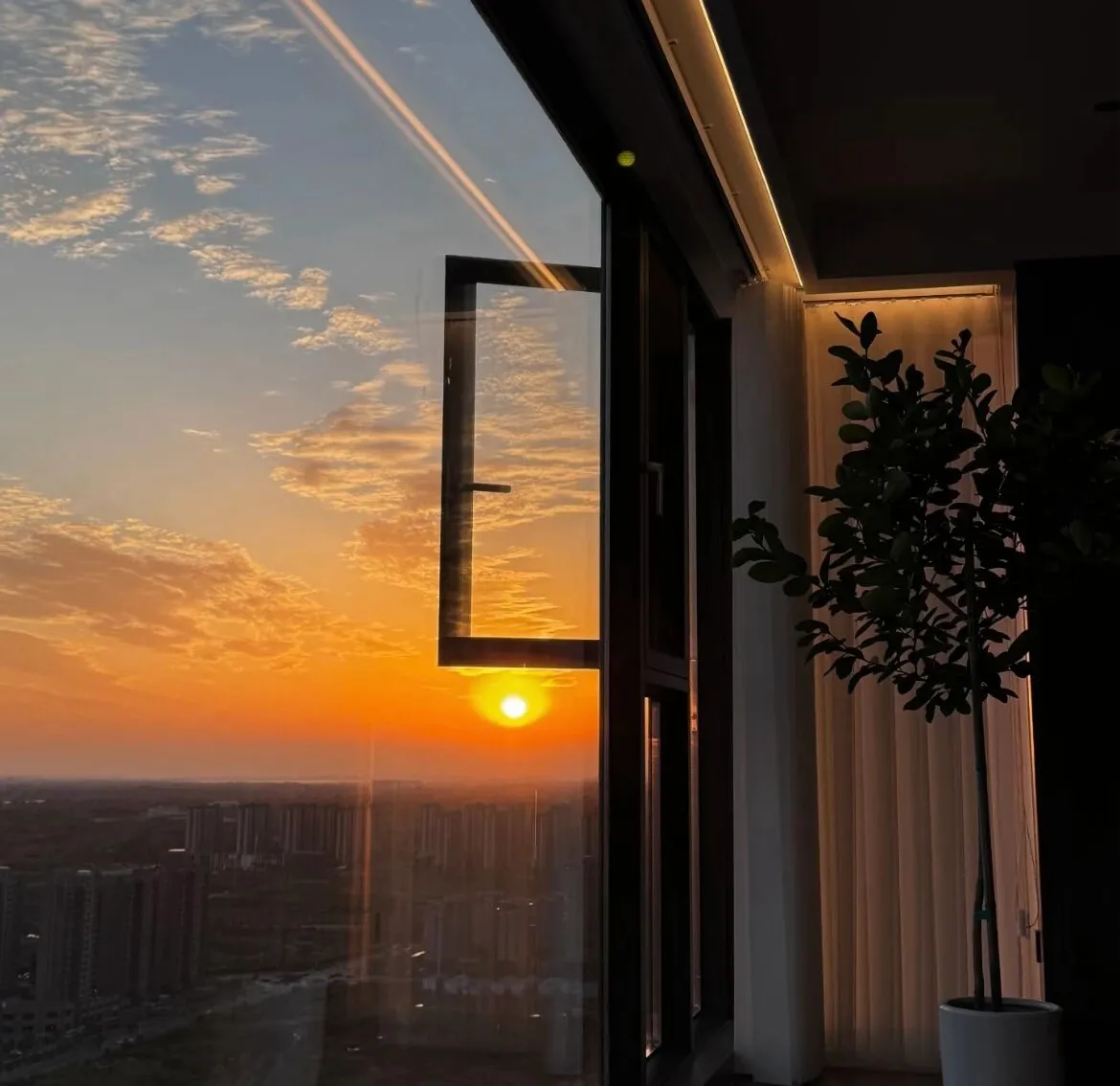 Dışa Açılım Pencere Sistemi